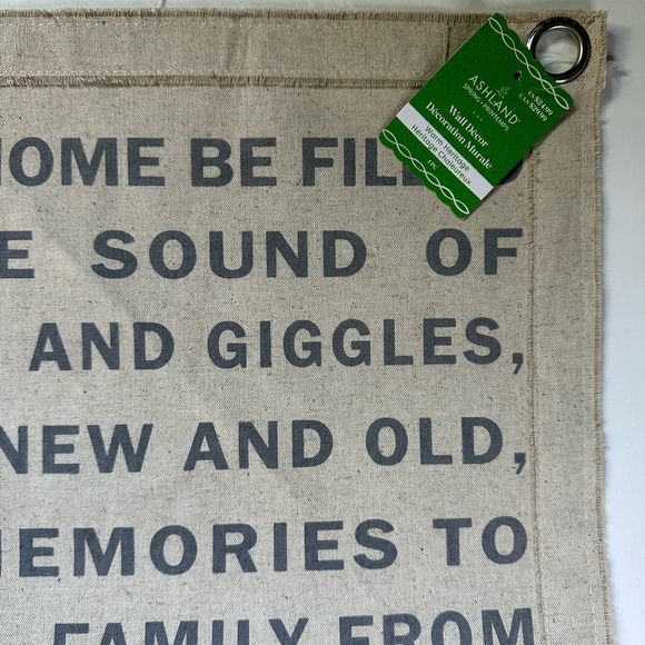 New Heartwarming Home Sentiment Wall Hanging - Picture 2 of 4